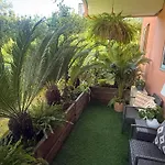 Saint Tropez Centre Parking Et Jardin Prive Inclus