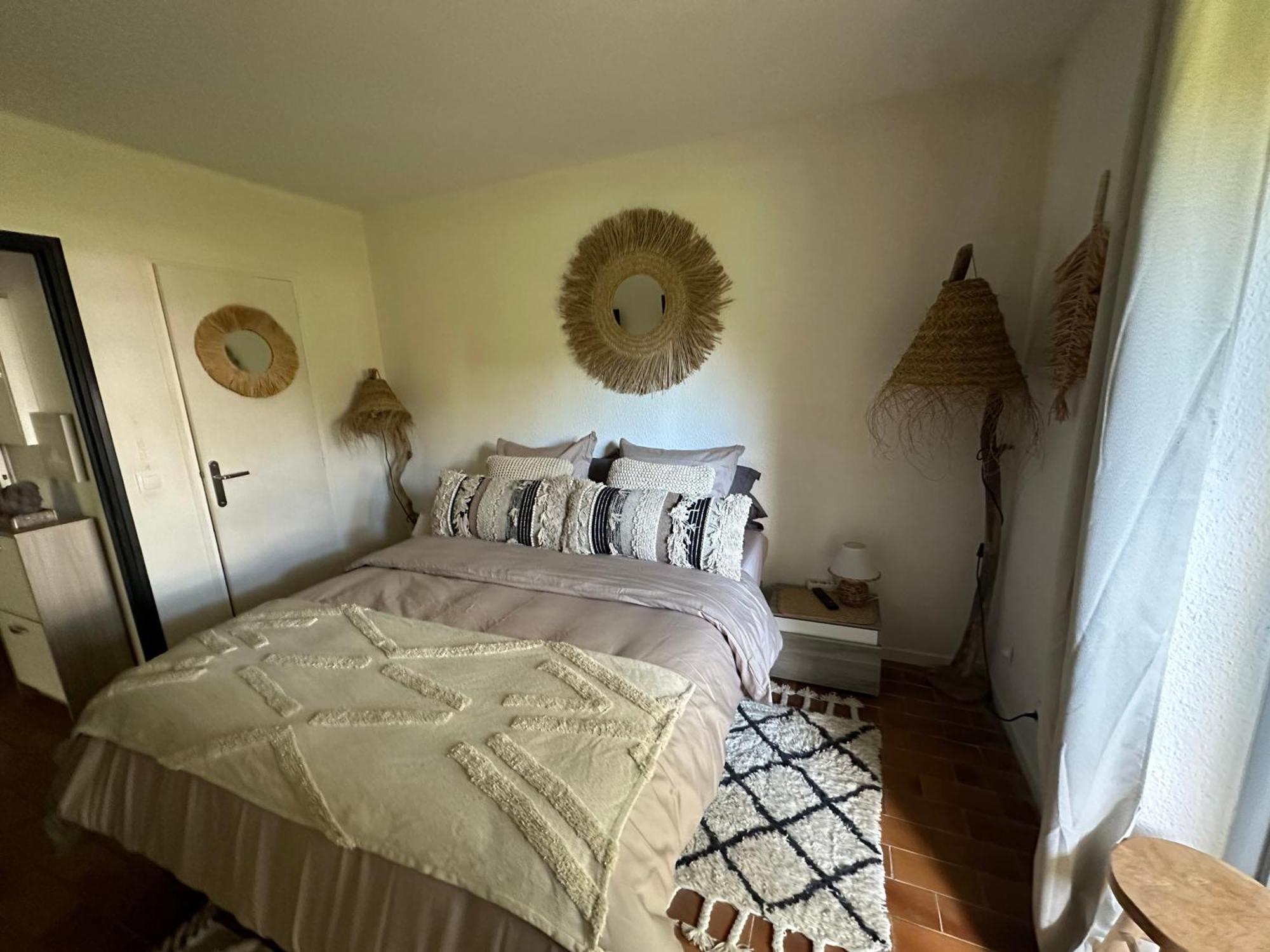Saint Tropez Centre Parking Et Jardin Prive Inclus Apartment