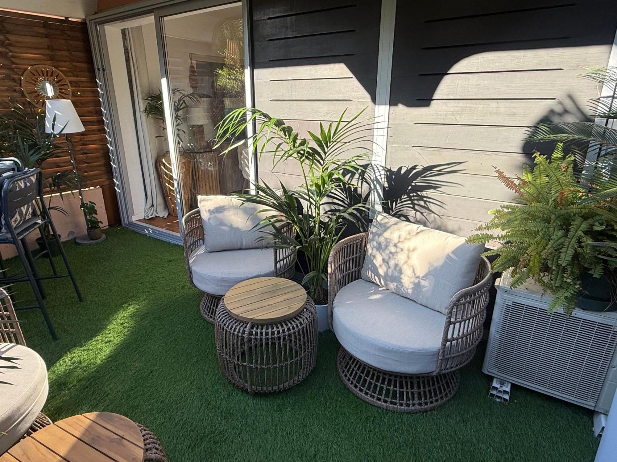 Apartment Saint Tropez Centre Parking Et Jardin Prive Inclus *